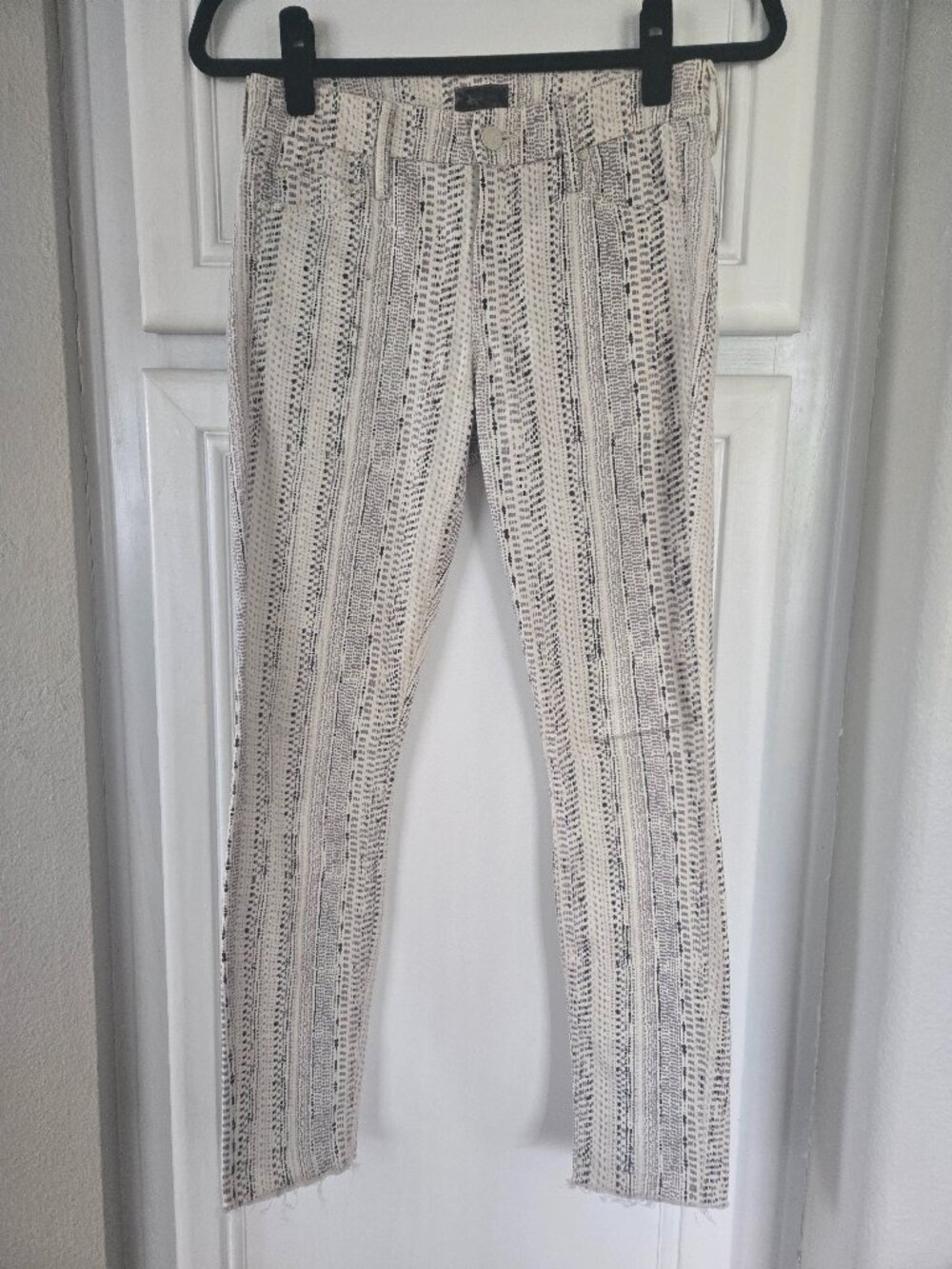 NWOT Mother The Looker Mid-Rise Stretch Step-Hem Ankle Fray Print Jeans Size 26